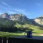 Konukevi Haus Sperleiten