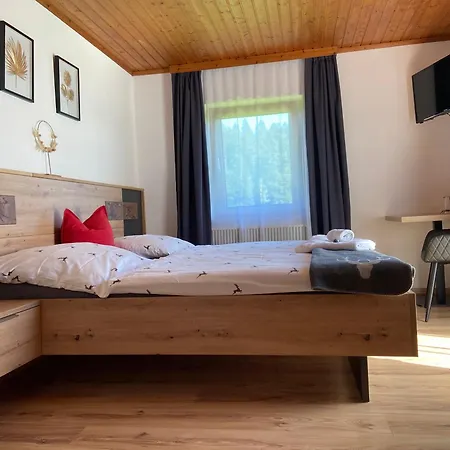 Konukevi Haus Sperleiten 3*